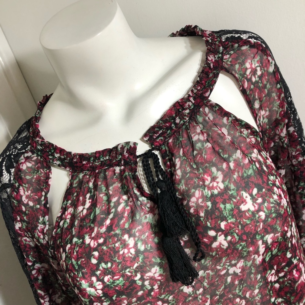 Jessica Simpson Sheer Floral Tunic w/ Lace Tassels‎ & Cut-Outs